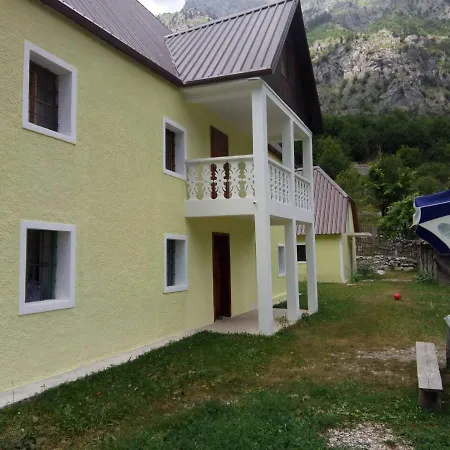 Lodge Bujtina Ahmetaj