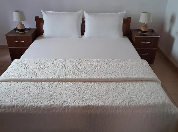 Bujtina Ahmetaj Orman Evi